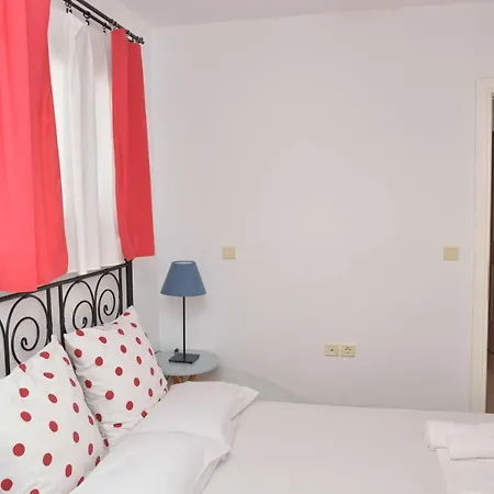 Apartmanhotel Paradisia
