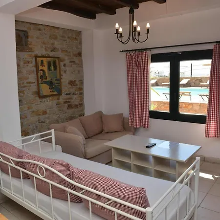 Apartmanhotel Paradisia 3*