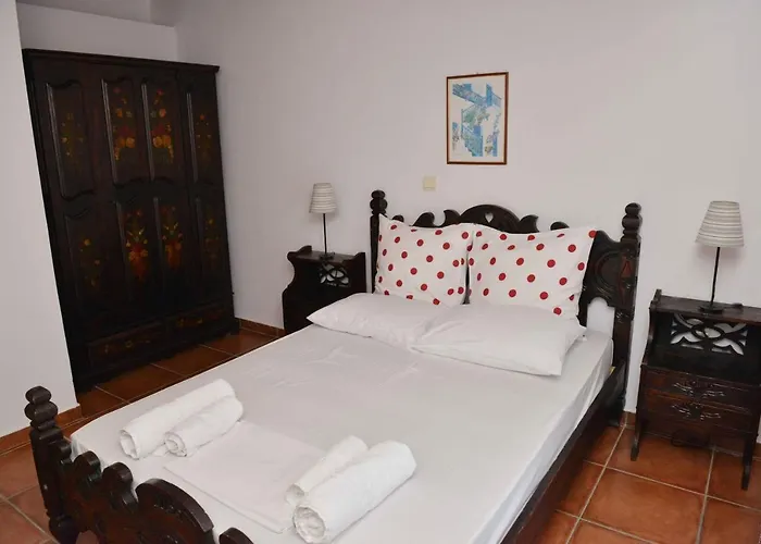 Paradisia Hotel apartamentowy Naxos City