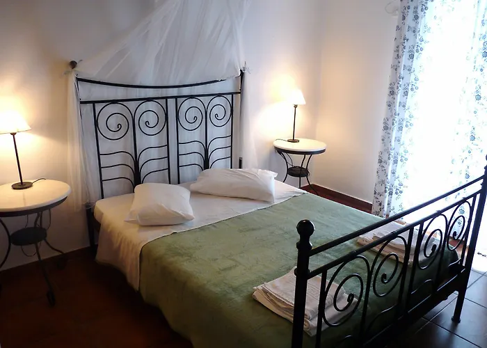 Paradisia Hotel apartamentowy Naxos City