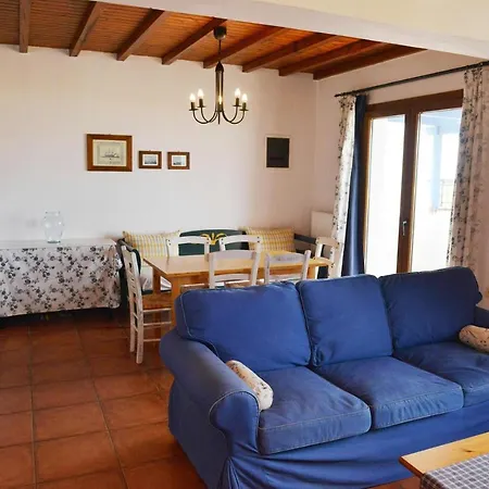 Paradisia Naxos City