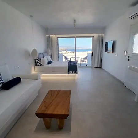 Paradisia 3*