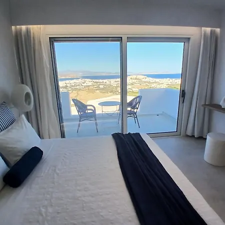 Paradisia 3*