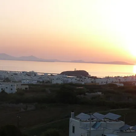 Paradisia 3*