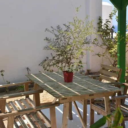 Paradisia 3*