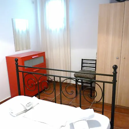 Aparthotel Paradisia Naxos City