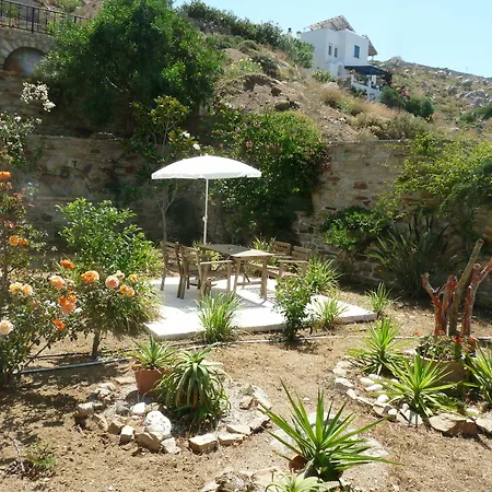 Paradisia 3*