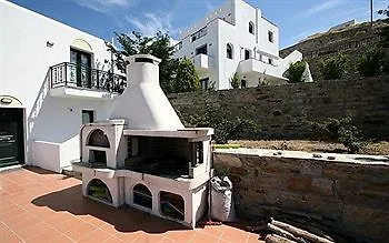 Aparthotel Paradisia 3*